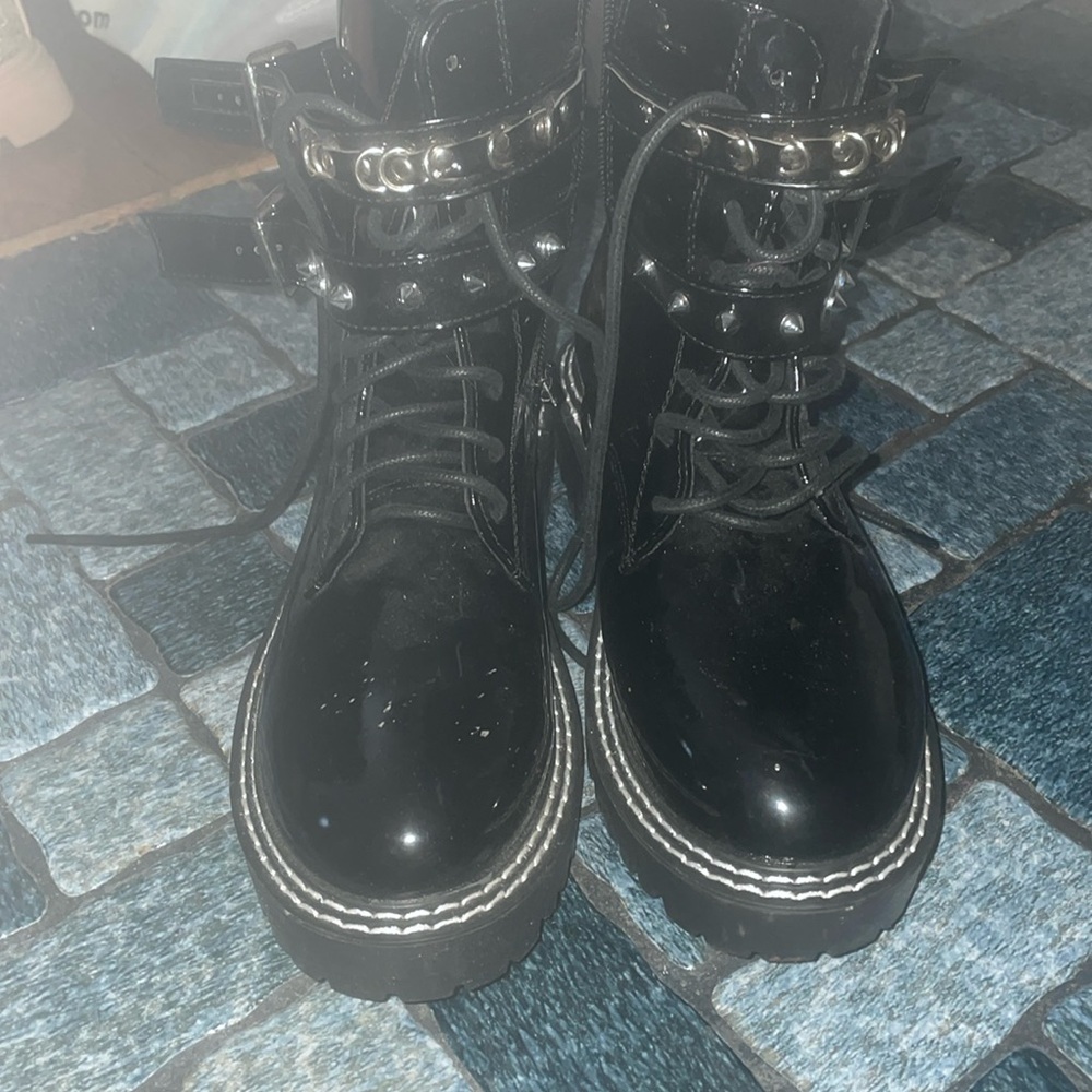 Lace up boots